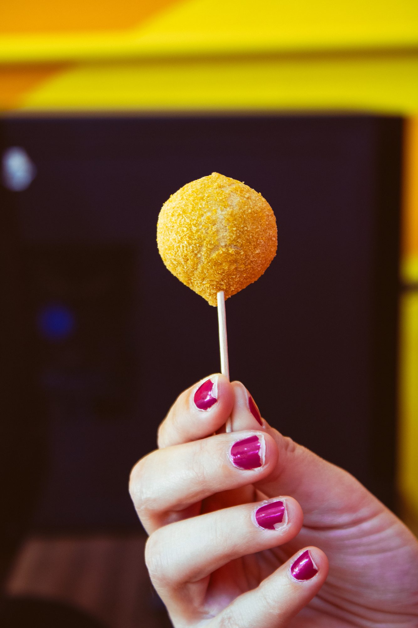 Bolinho Ôcaipira no espeto